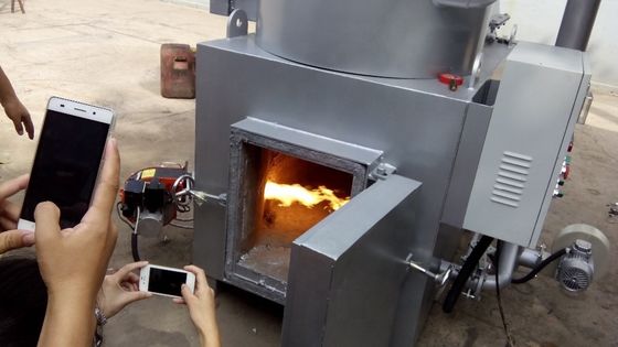 病院における工業廃棄物および一般廃棄物処理のための携帯式無煙焼却機