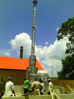 1 天然ガス/ディーゼル/LPG燃料のための無煙都市固体廃棄物焚化機
